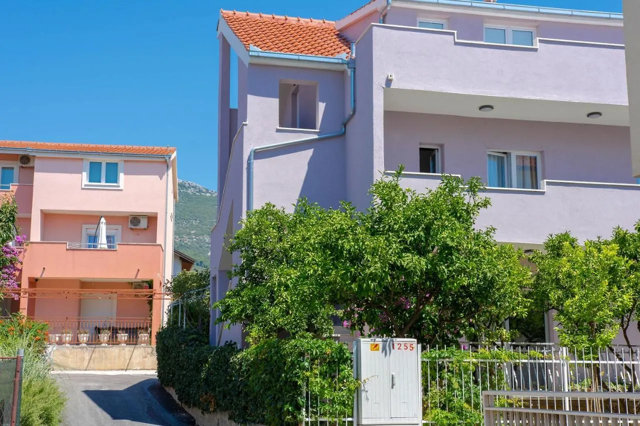 Apartment Ana Kastela