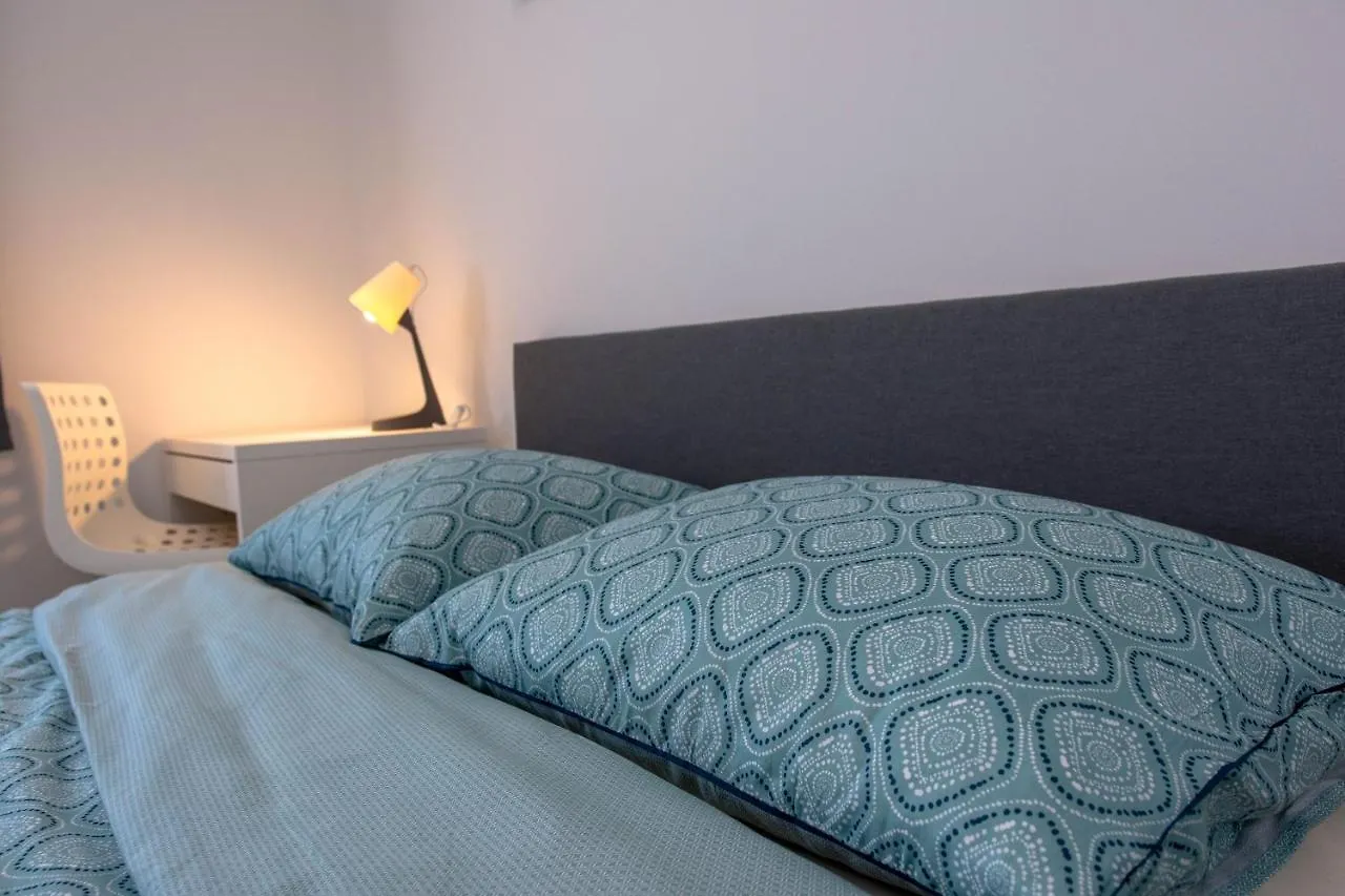Apartment Ana Kastela 0*,  Croatia