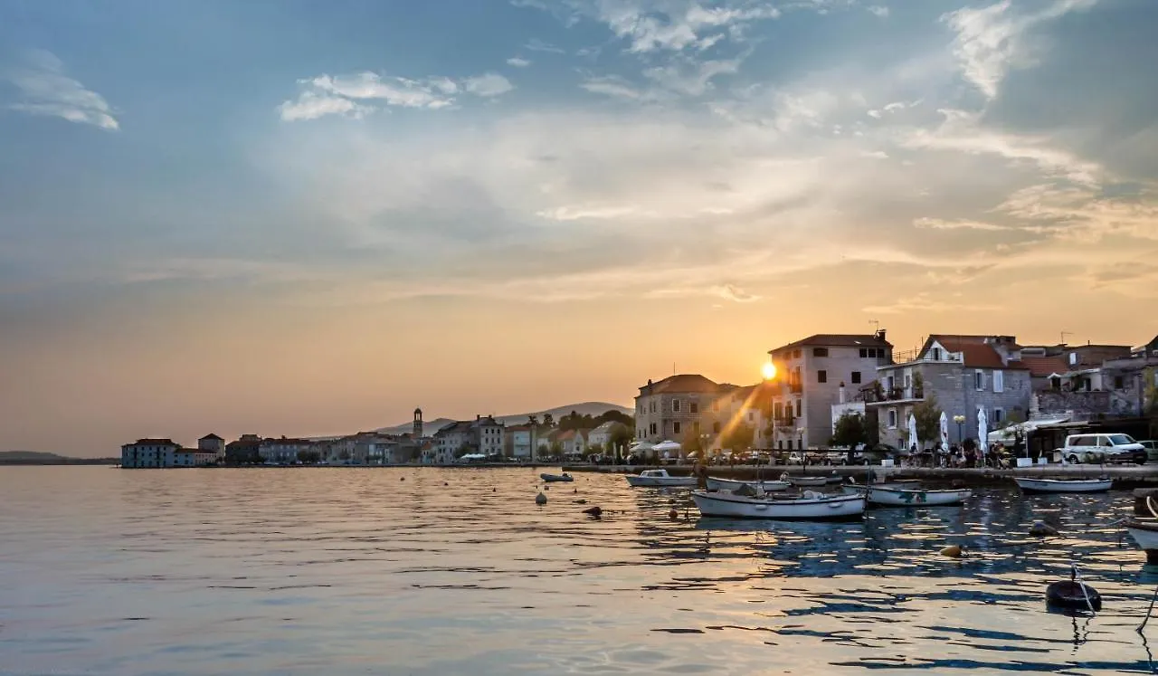 Apartment Ana Kastela
